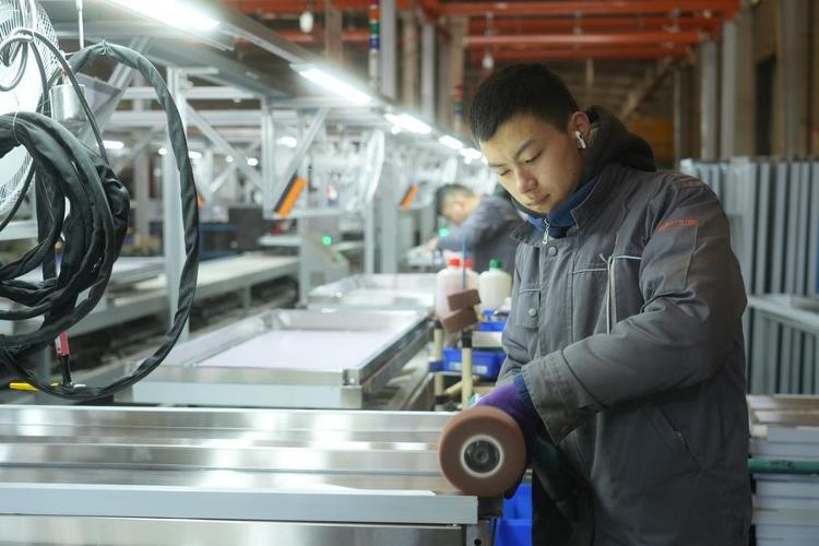 一个中国小乡镇的“厨具出口热”