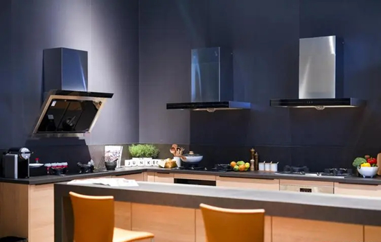 2024年厨电新风尚：如何选购最适合您的智能厨房设备