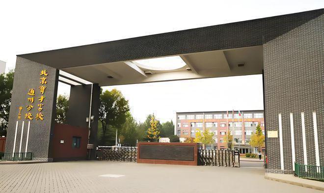 热搜好房丨云璟揽阅售楼处发布！云璟揽阅打造理想品质生活！(图16)