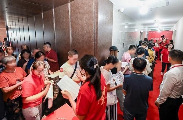 @普陀城投新俞里售楼处城投新俞里发布：质感空间树标杆！(图10)