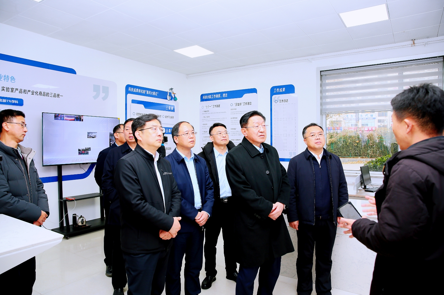 高校与县域厨具产业链实现“双向奔赴”！青岛科技大学博兴“科技小院”揭牌(图4)