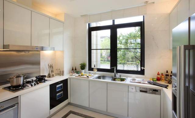 濒临“戴帽”帅丰电器“战略转折点”穿越(图4)