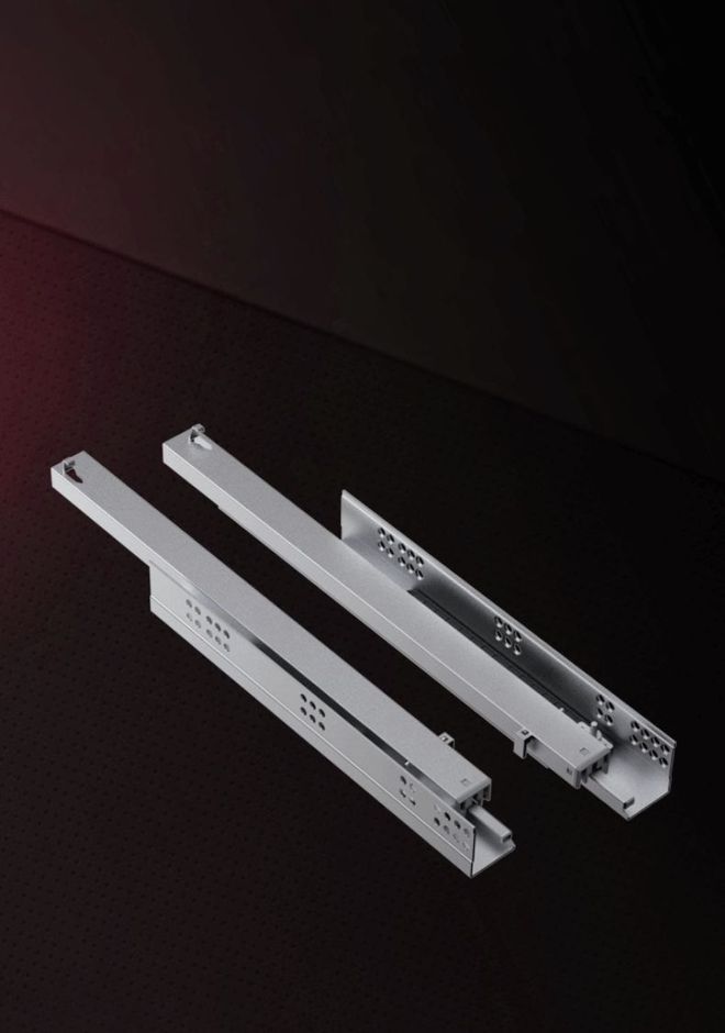 小厨房的收纳哲学：全拉出托底轨让空间翻倍(图2)