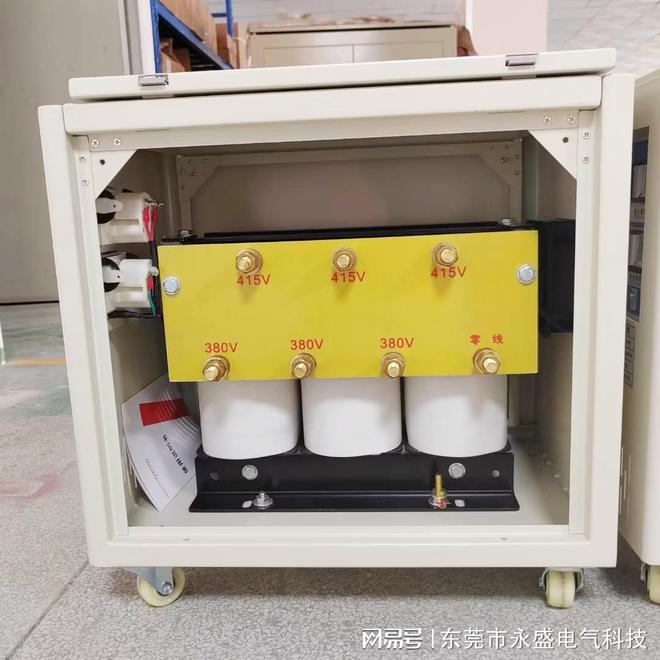 商用厨房设备415V变380V三相隔离变压器让进口设备顺利就位(图1)
