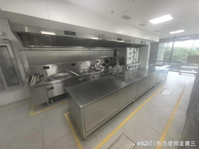 央国企食堂厨房设备怎么选？5分钟看懂各品牌差异(图1)